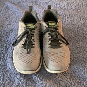 Skechers Air-Cooled Dual Lite